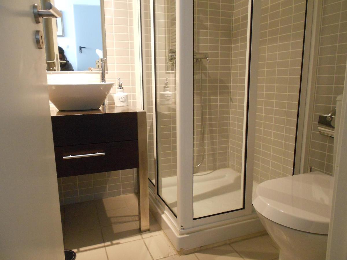 Triplex - Quarto Com W.C. Privado Lisbon Exterior photo