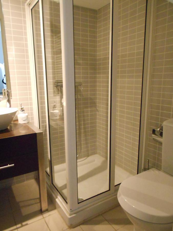 Triplex - Quarto Com W.C. Privado Lisbon Exterior photo